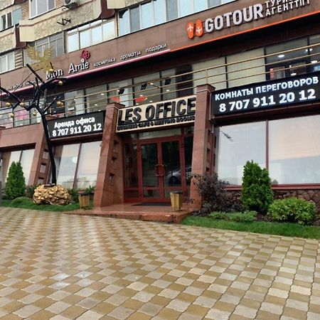 Les Mini Hotel Almatî Exterior foto